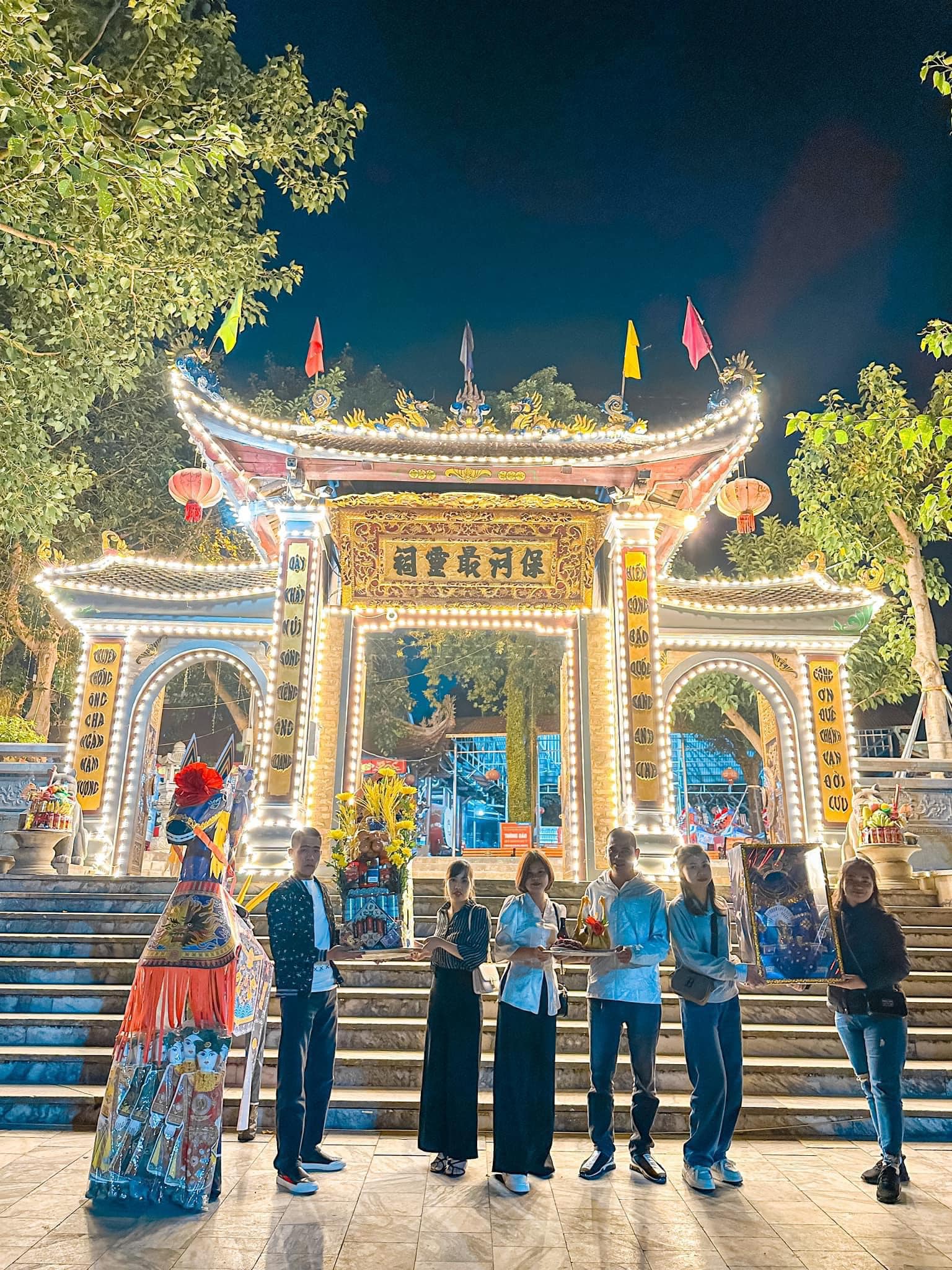 Tour Đi Lễ Đền Ông Hoàng Bảy Bảo Hà 1 Ngày