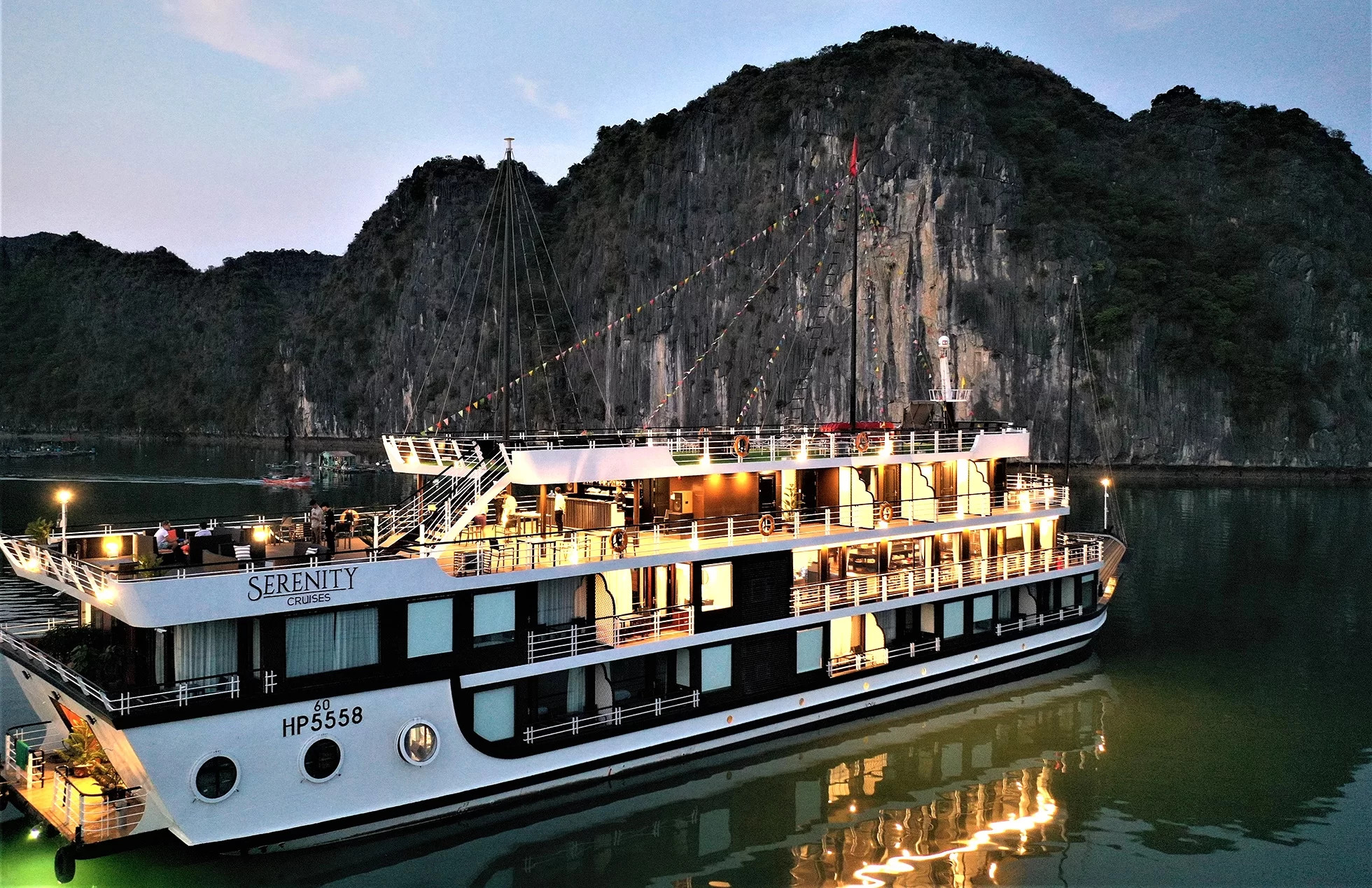 Tour Du Lịch Cát Bà Vịnh Lan Hạ 1 Ngày