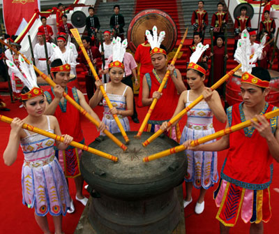 Tour Du Lịch Đền Hùng: Hà Nội - Đền Hùng - Suối Khoáng Thanh Thủy - Hà Nội