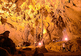 Tour Du Lịch Đông Bắc: Hà Nội - Hồ Ba Bể - Thác Bản Giốc - Động Ngườm Ngao