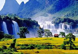 Tour Du Lịch Đông Bắc: Hà Nội - Hồ Ba Bể - Thác Bản Giốc - Động Ngườm Ngao
