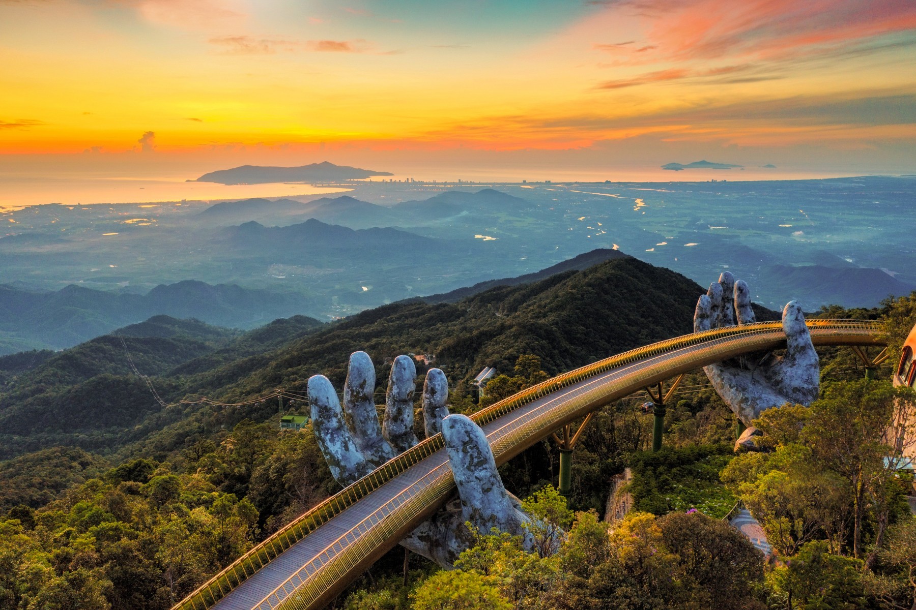 Tour du lịch hành trình Di sản Miền Trung 4 ngày 3 đêm