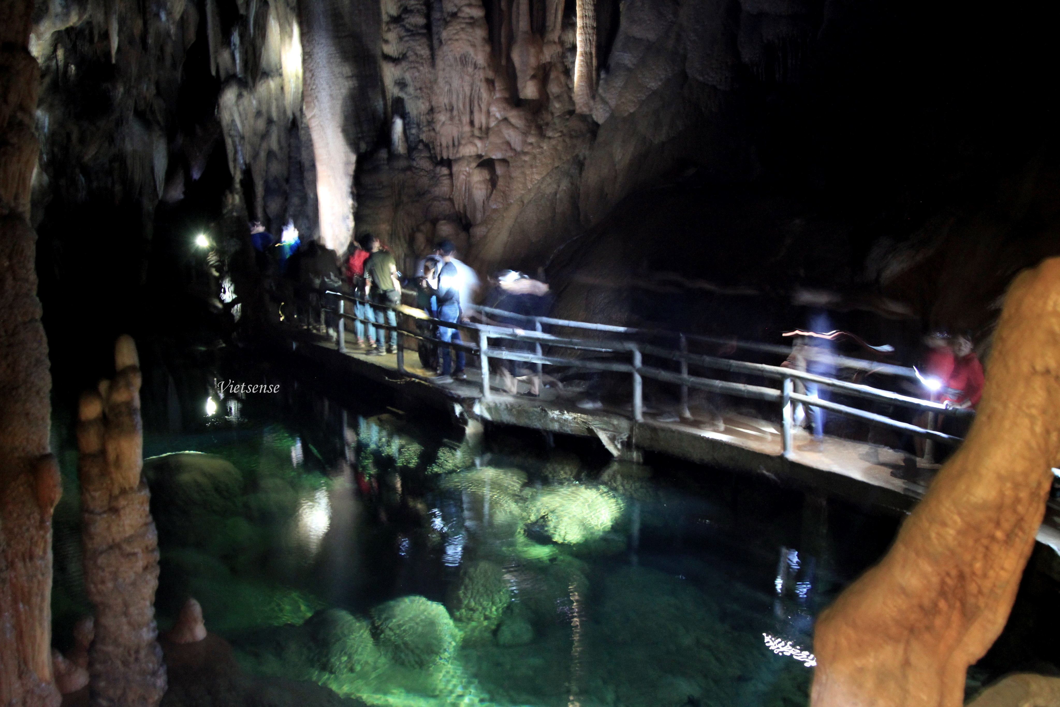 Tour Du Lịch Hòa Bình