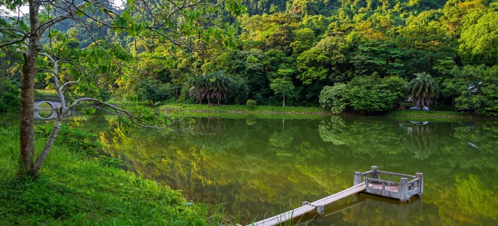 Tour Du Lịch Hoa Lư - Tam Cốc - Cúc Phương Từ Hà Nội - 2 Ngày 1 Đêm