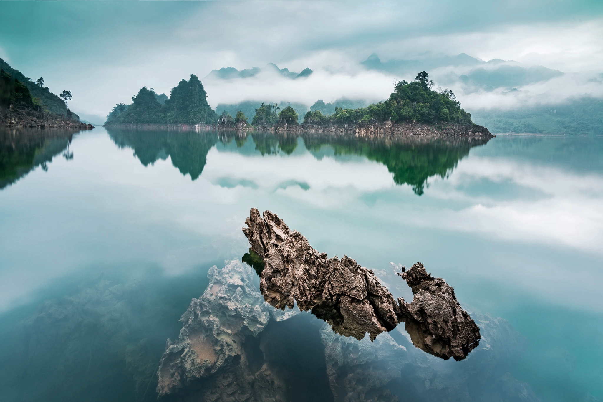 Tour du lịch Lâm Bình - Hồ Sinh Thái Na Hang - Thác Mơ - Suối Nước Nóng