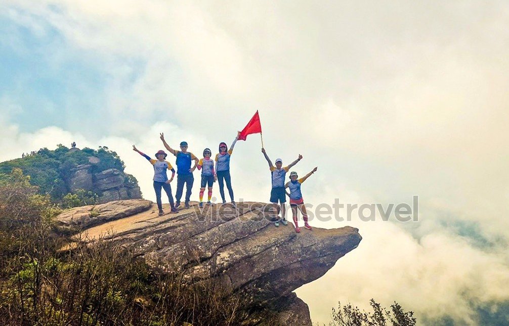 Tour du lịch leo núi lên đỉnh Pha Luông 2 ngày 1 đêm