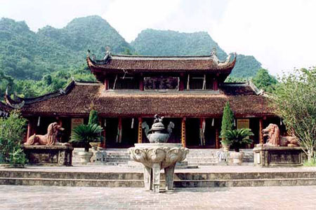 Tour Du Lịch Ninh Bình - Yên Tử - Chùa Hương - 5 Ngày 4 Đêm