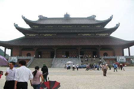 Tour Du Lịch Ninh Bình - Yên Tử - Chùa Hương - 5 Ngày 4 Đêm