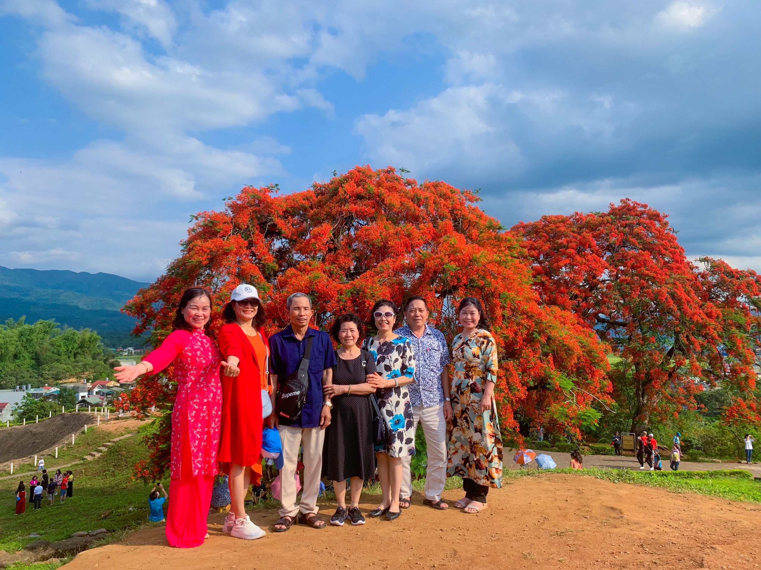 Tour Du lịch Tây Bắc mùa xuân 4 ngày 3 đêm