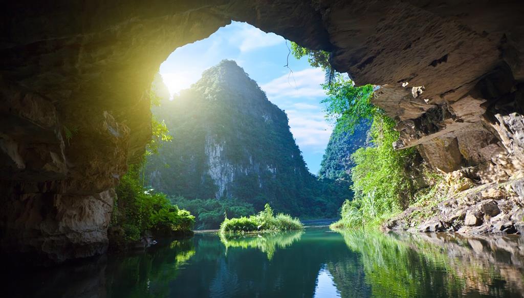 Tour Du Lịch Tràng An Ninh Bình Hang Múa 1 Ngày