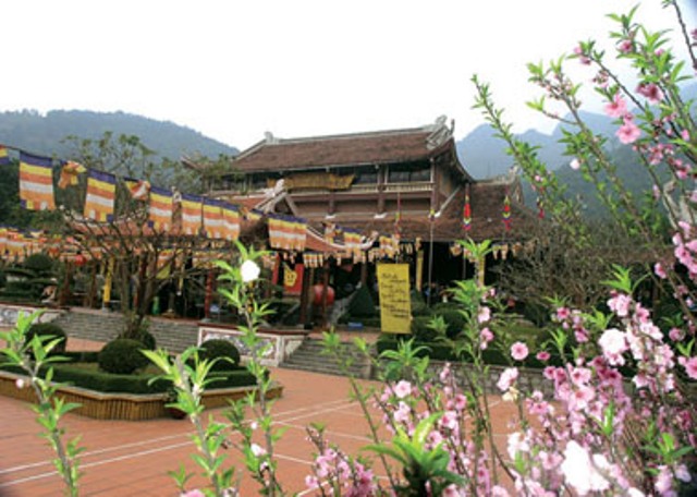 Tour Du Lịch Yên Tử 1 ngày