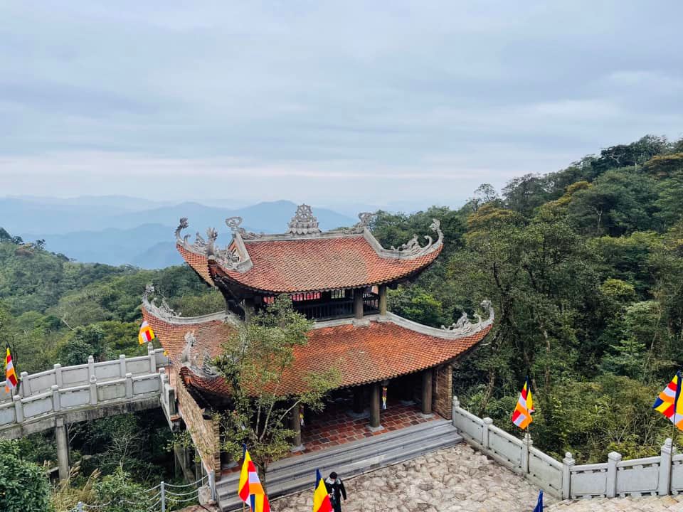 Tour Du Lịch Yên Tử 2 Ngày 1 Đêm: Hà Nội – Yên Tử - Hạ Long