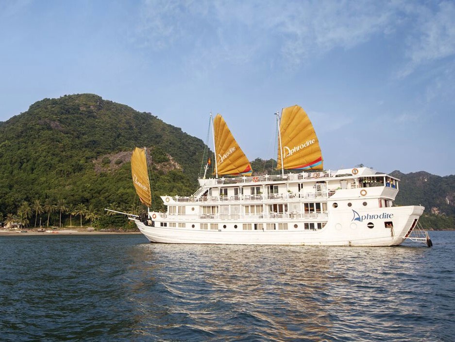 Tour du thuyền Aphrodite 2 ngày 1 đêm