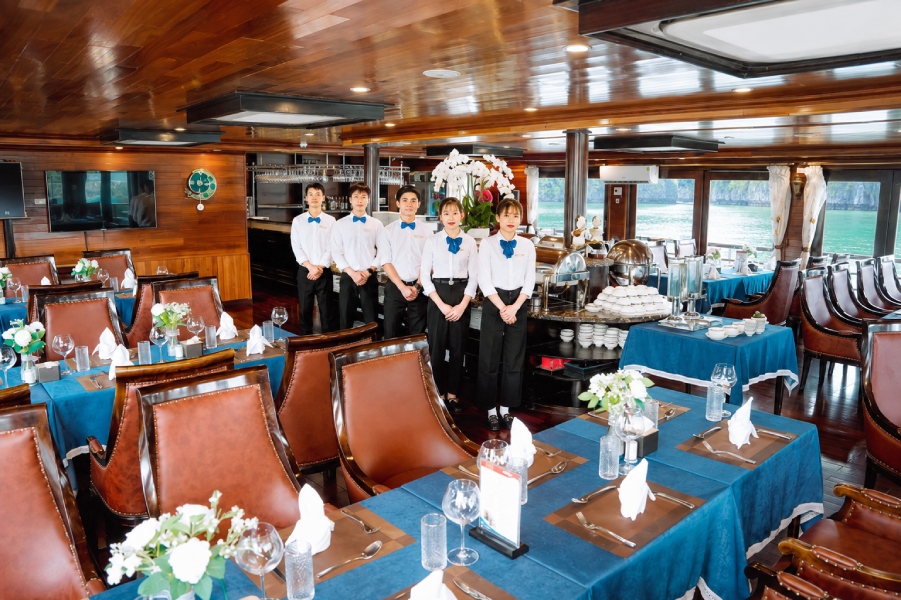 Tour du thuyền Athena Royal 2 ngày 1 đêm