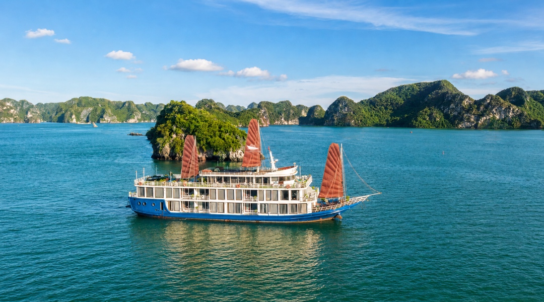 Tour Du Thuyền Lavender 2 Ngày 1 Đêm