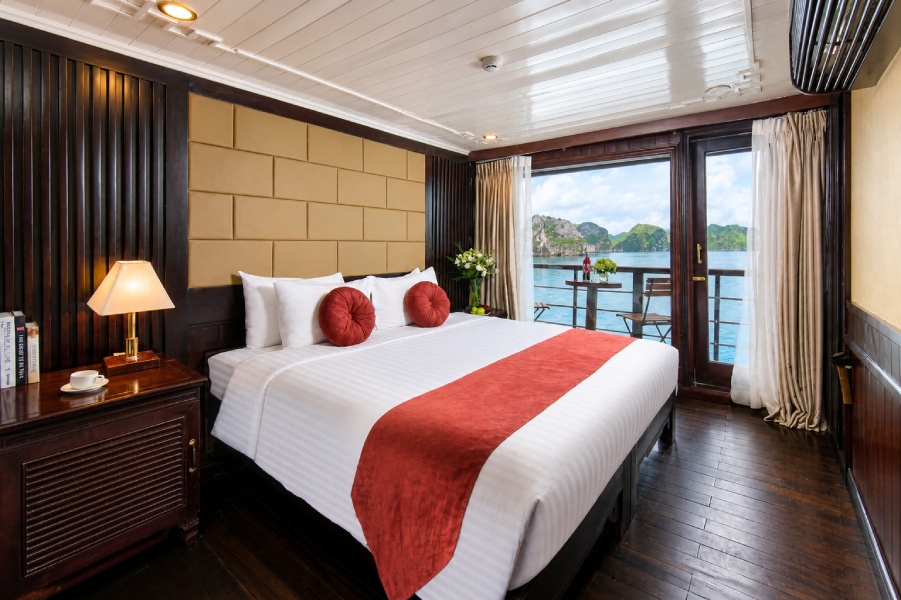 Tour Du Thuyền Majestic 2 Ngày 1 Đêm