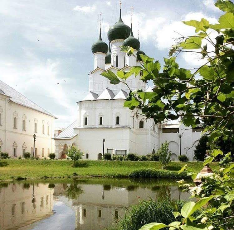 Tour du thuyền Nga 2025: Saint Peterburg - Moscow