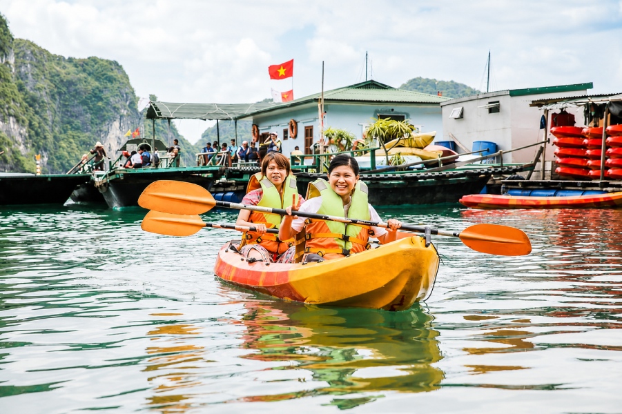 Tour Du Thuyền Oriental Sails 2 Ngày 1 Đêm