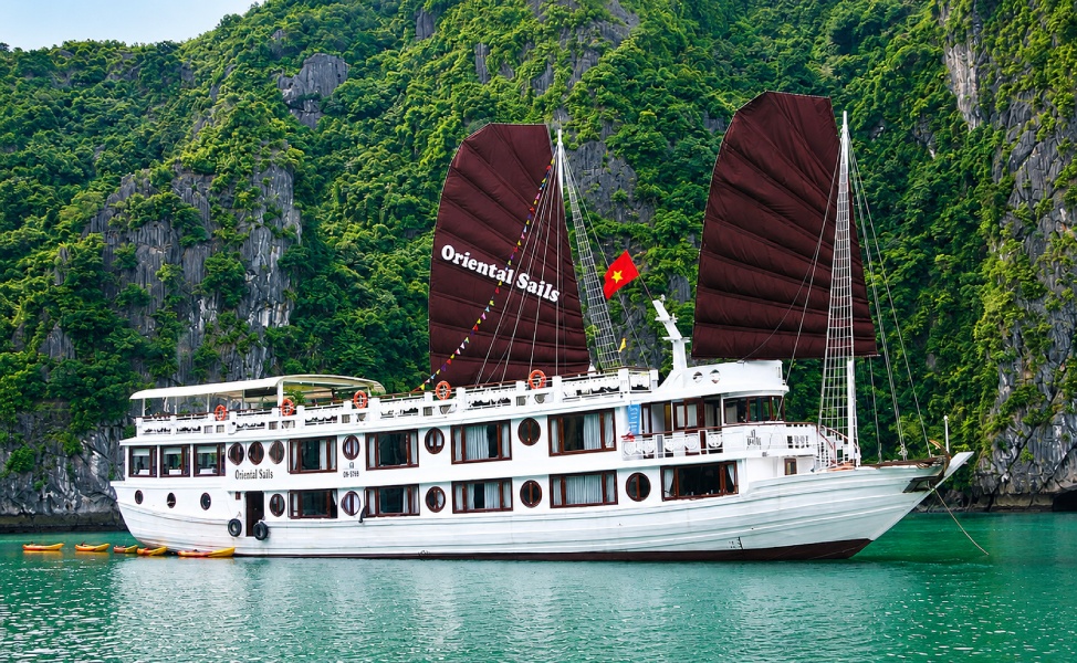 Tour Du Thuyền Oriental Sails 2 Ngày 1 Đêm