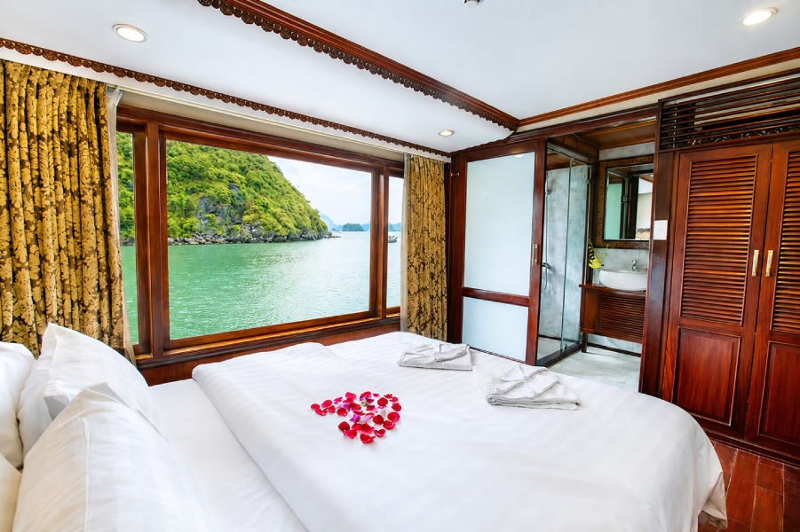Tour Du Thuyền Oriental Sails 2 Ngày 1 Đêm