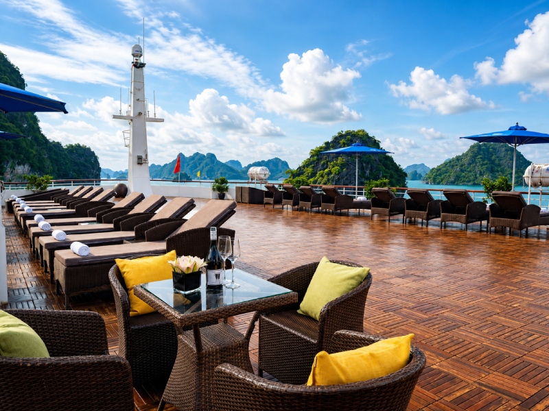 Tour Du Thuyền Rosa 2 Ngày 1 Đêm