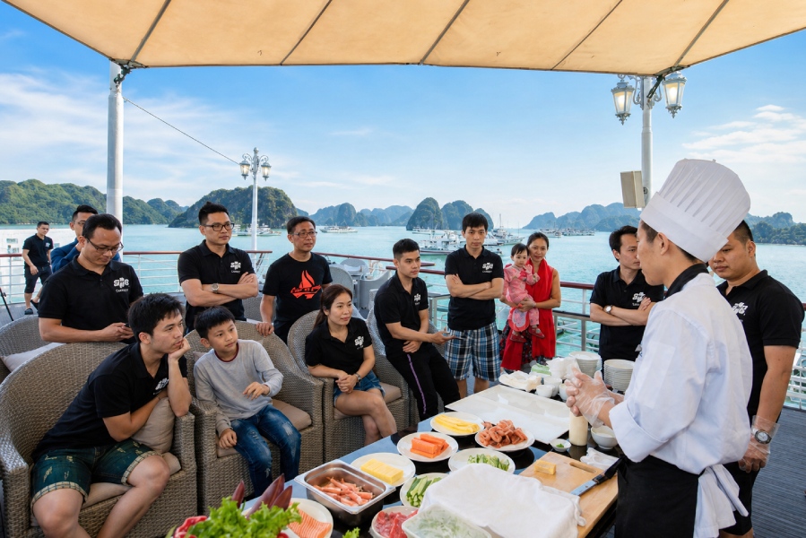 Tour Du Thuyền Rosa 2 Ngày 1 Đêm