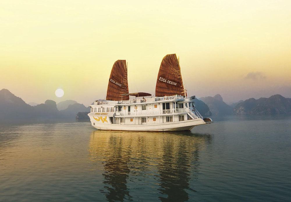 Tour Du Thuyền Rosa 2 Ngày 1 Đêm
