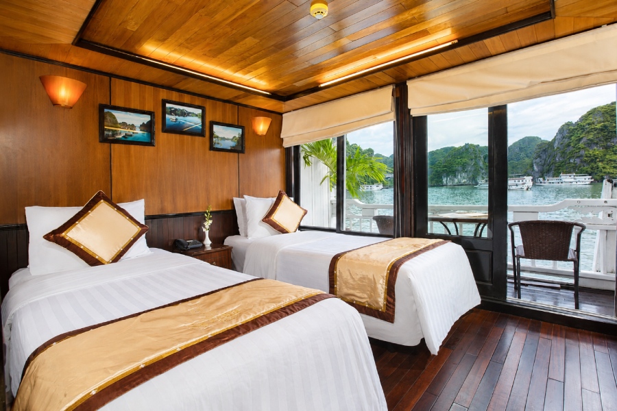 Tour du thuyền Syrena Cruises 2 ngày 1 đêm