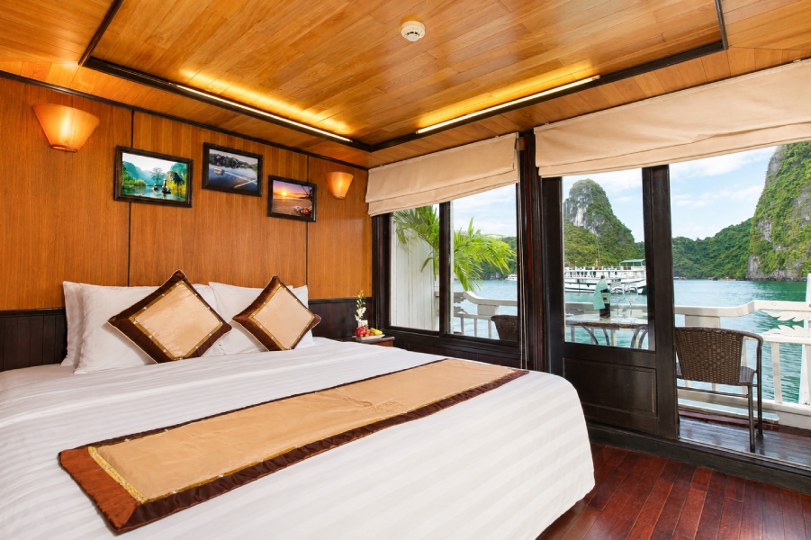 Tour du thuyền Syrena Cruises 2 ngày 1 đêm