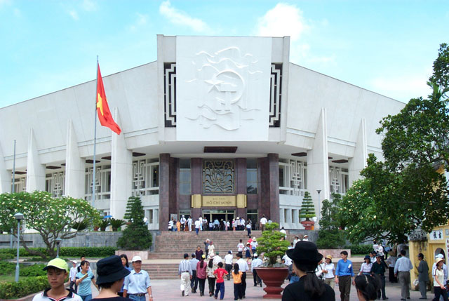 Tour Hạ Long 3 ngày khởi hành từ TP Hồ Chí Minh