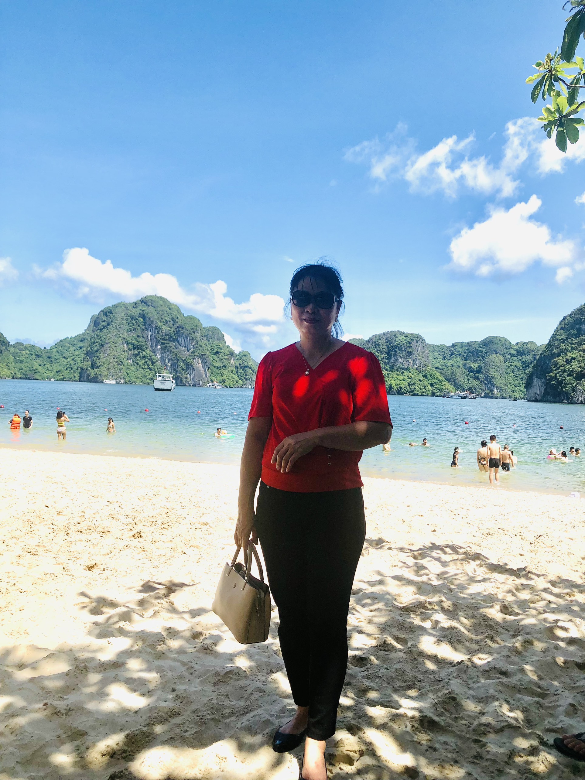 Tour Hang Sửng Sốt - Đảo TiTop - Đỉnh Lư Hương 1 ngày