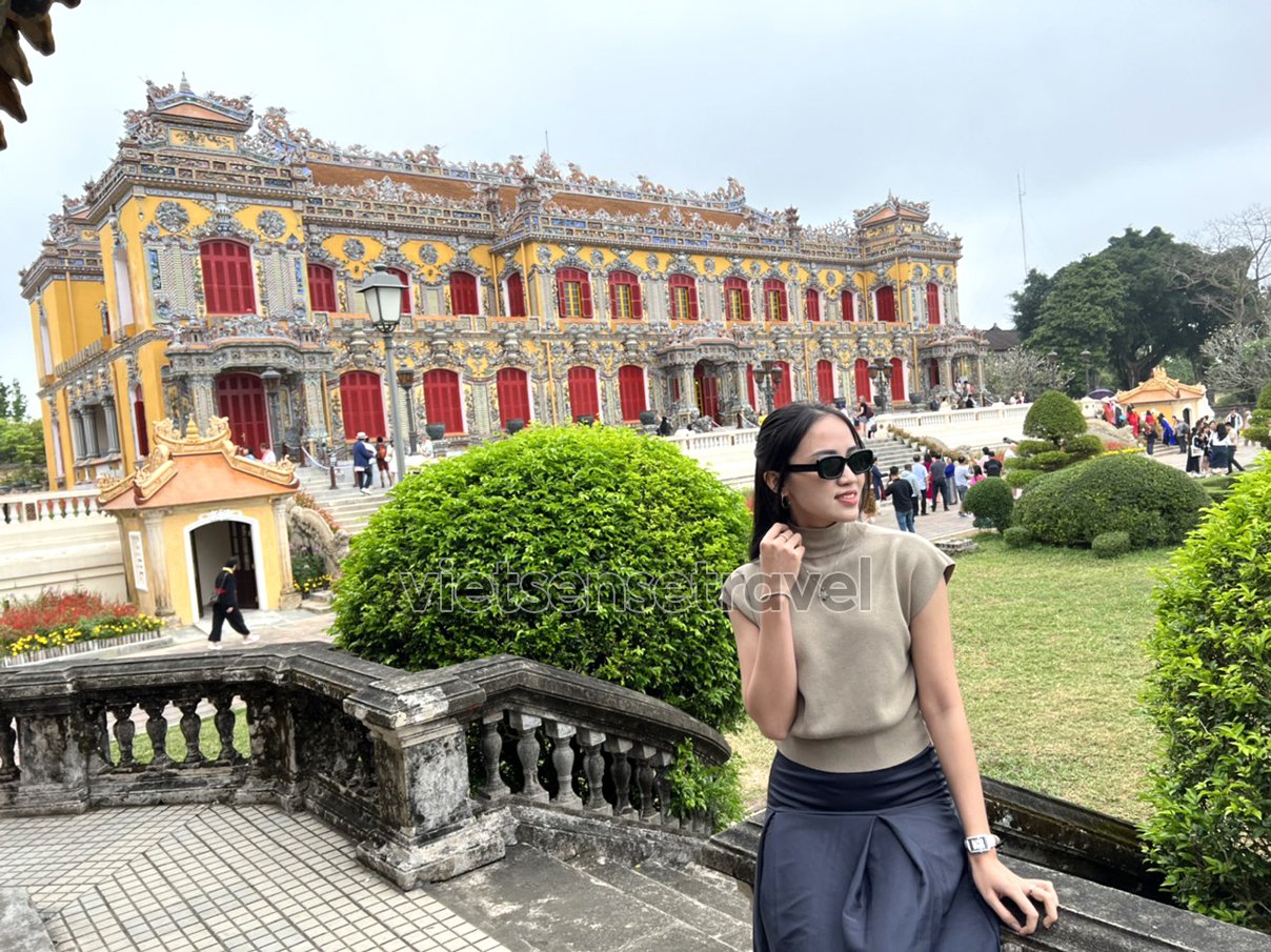 Tour Huế - Đại Nội – Lăng Tẩm - Biển Thuận An 3 Ngày 2 đêm