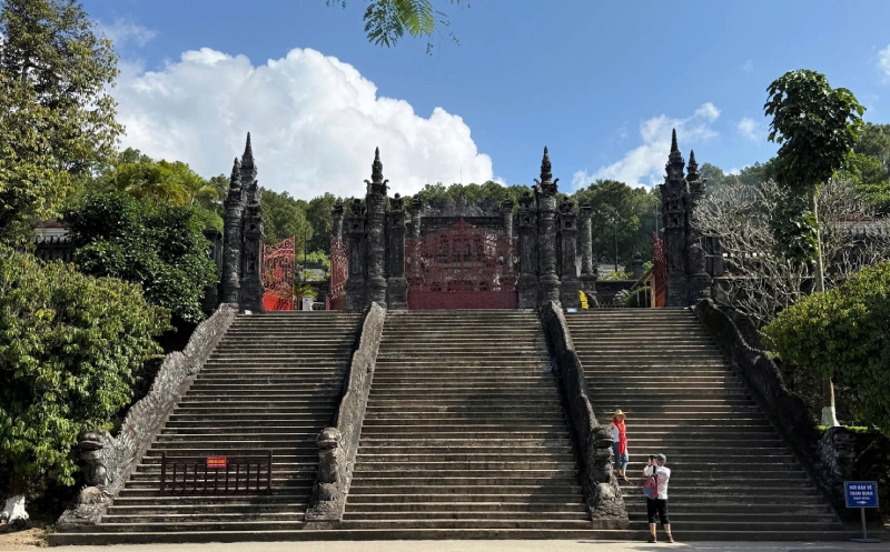 Tour Huế Biển Lăng Cô Đà Nẵng 4 ngày 3 đêm