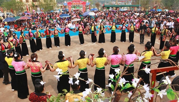 Tour Lễ Hội Hoa Ban Điện Biên 3 ngày 2 đêm
