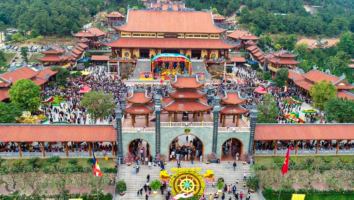 Tour Lễ Hội Yên Tử 1 Ngày