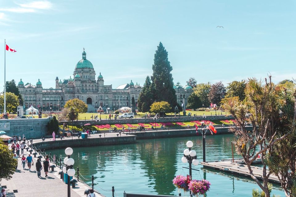 Tour liên tuyến Đông Tây Canada 11 ngày