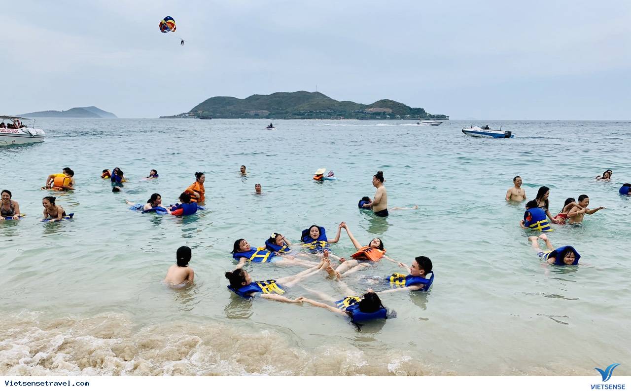 Tour Lễ 2/9 Nha Trang biển gọi