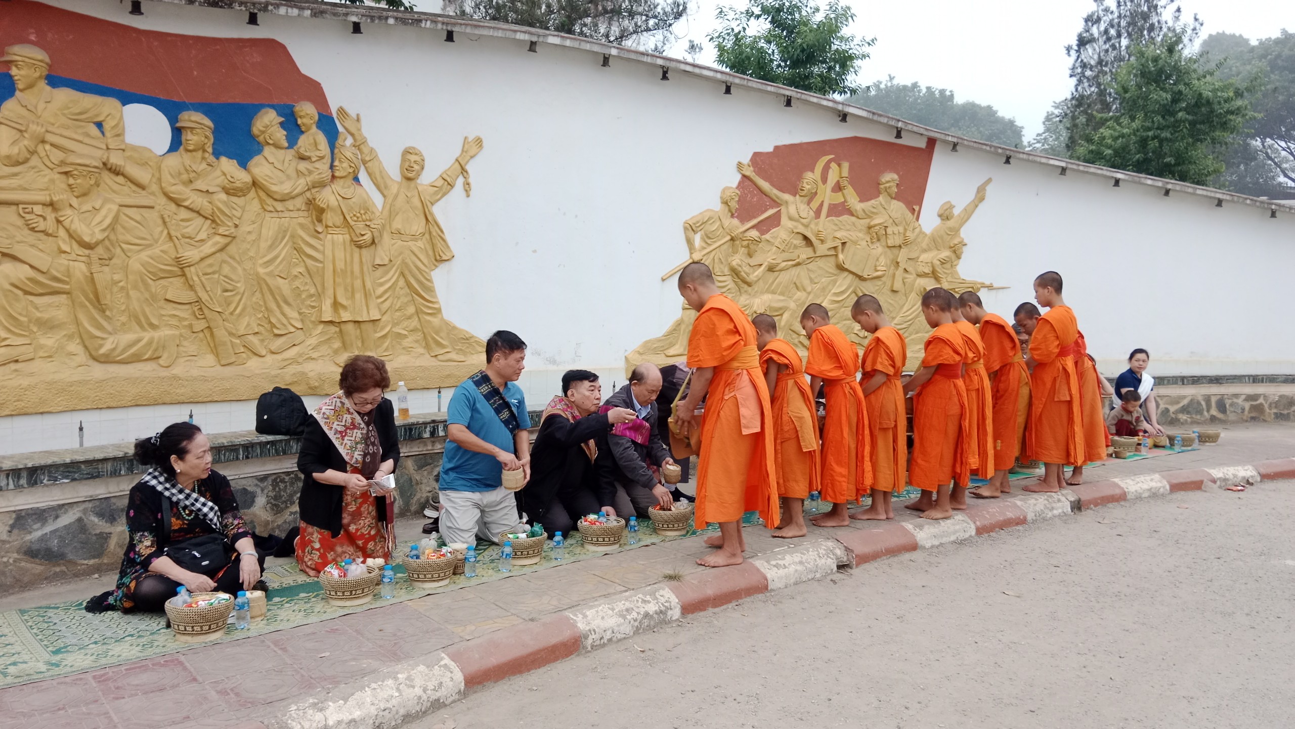 Tour Phosnavan-Viêng Chăn-Luang Prabang đường bộ 7 ngày
