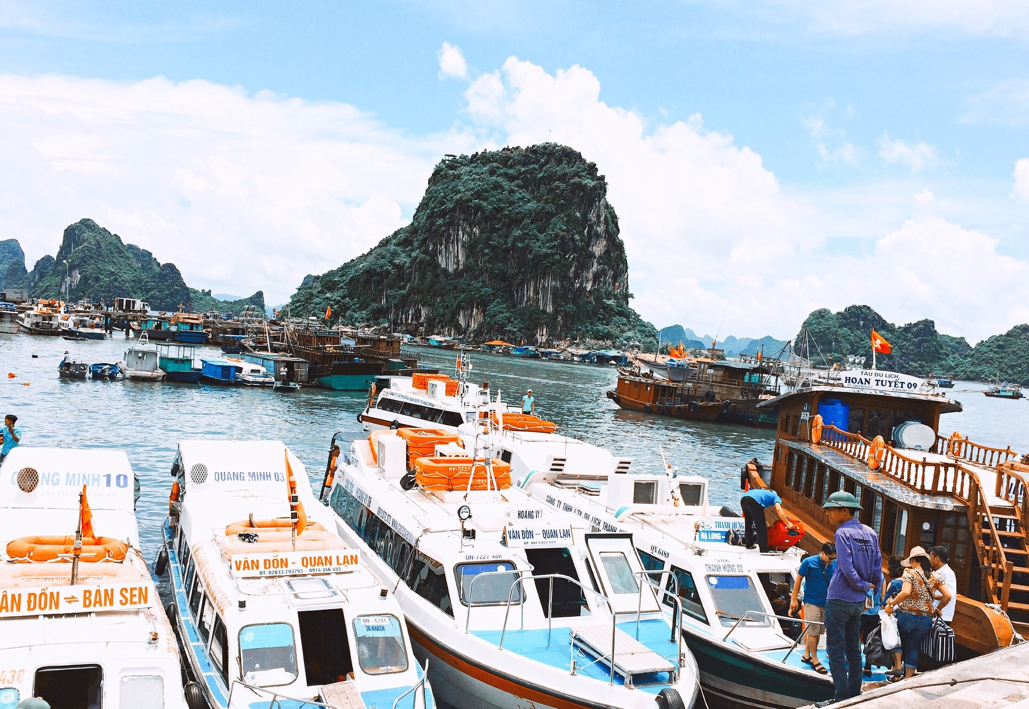 Tour Quan Lạn ghép khách lẻ khởi hành hàng tuần