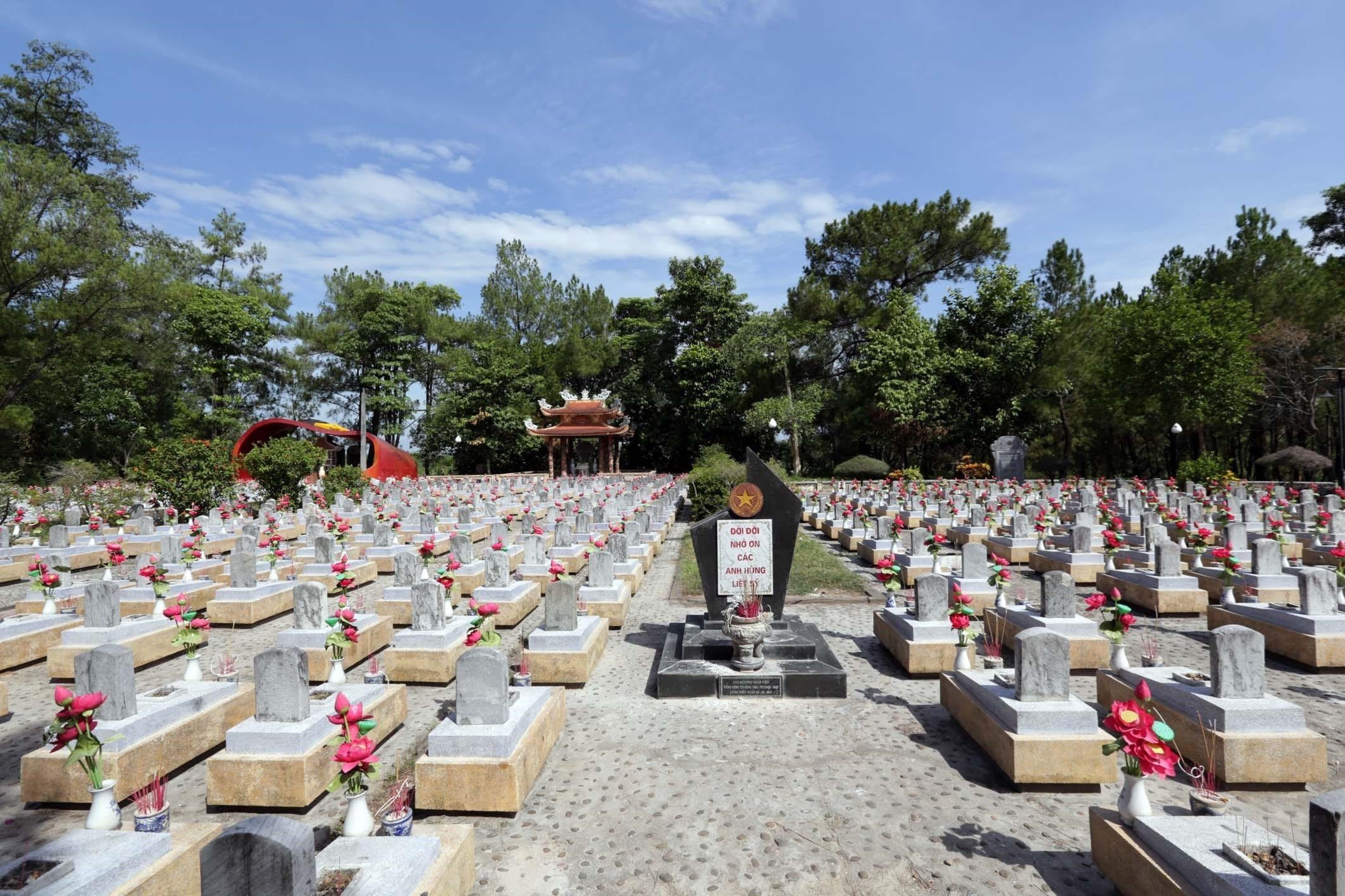 Tour Quảng Bình – Quảng Trị 4 ngày dịp lễ 30/4 và 1/5
