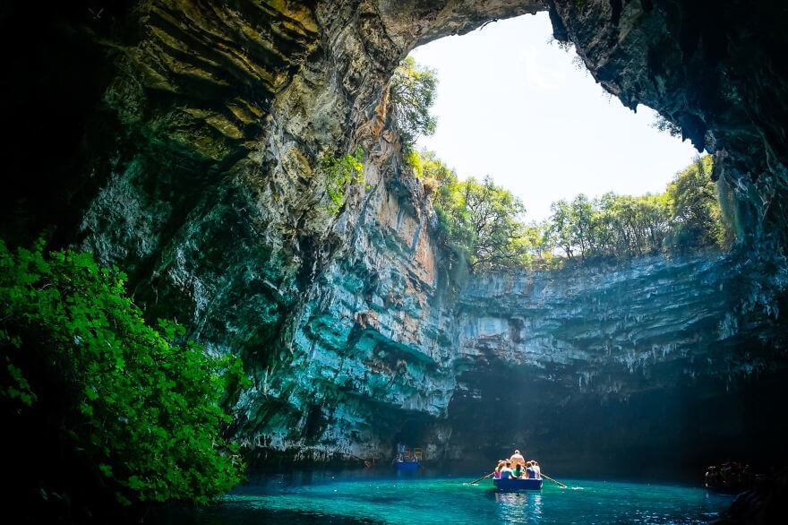 TOUR QUẢNG BÌNH 1 NGÀY Động Phong Nha - Suối Nước Mooc