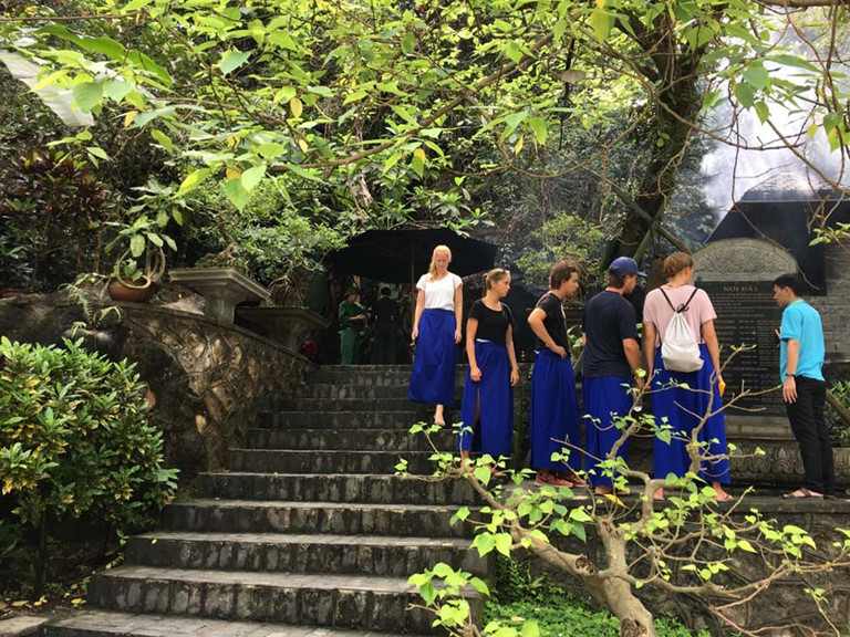TOUR QUẢNG BÌNH 1 NGÀY Động Thiên Đường - Hang Tám Cô