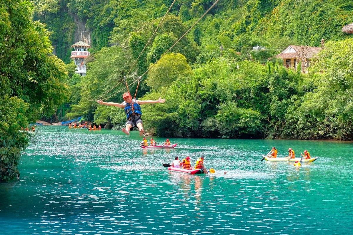 Tour Quảng Bình trọn gói 3 ngày 2 đêm