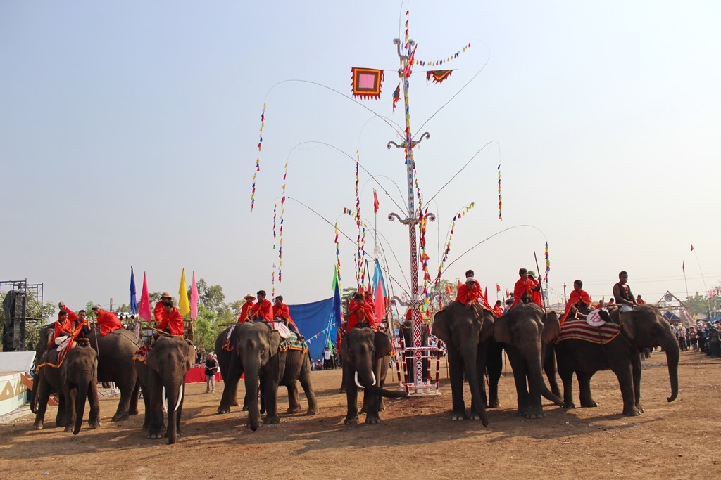 Tour Tây Nguyên 3 Ngày 2 Đêm: Tham Gia Lễ Hội Đua Voi Tháng 3