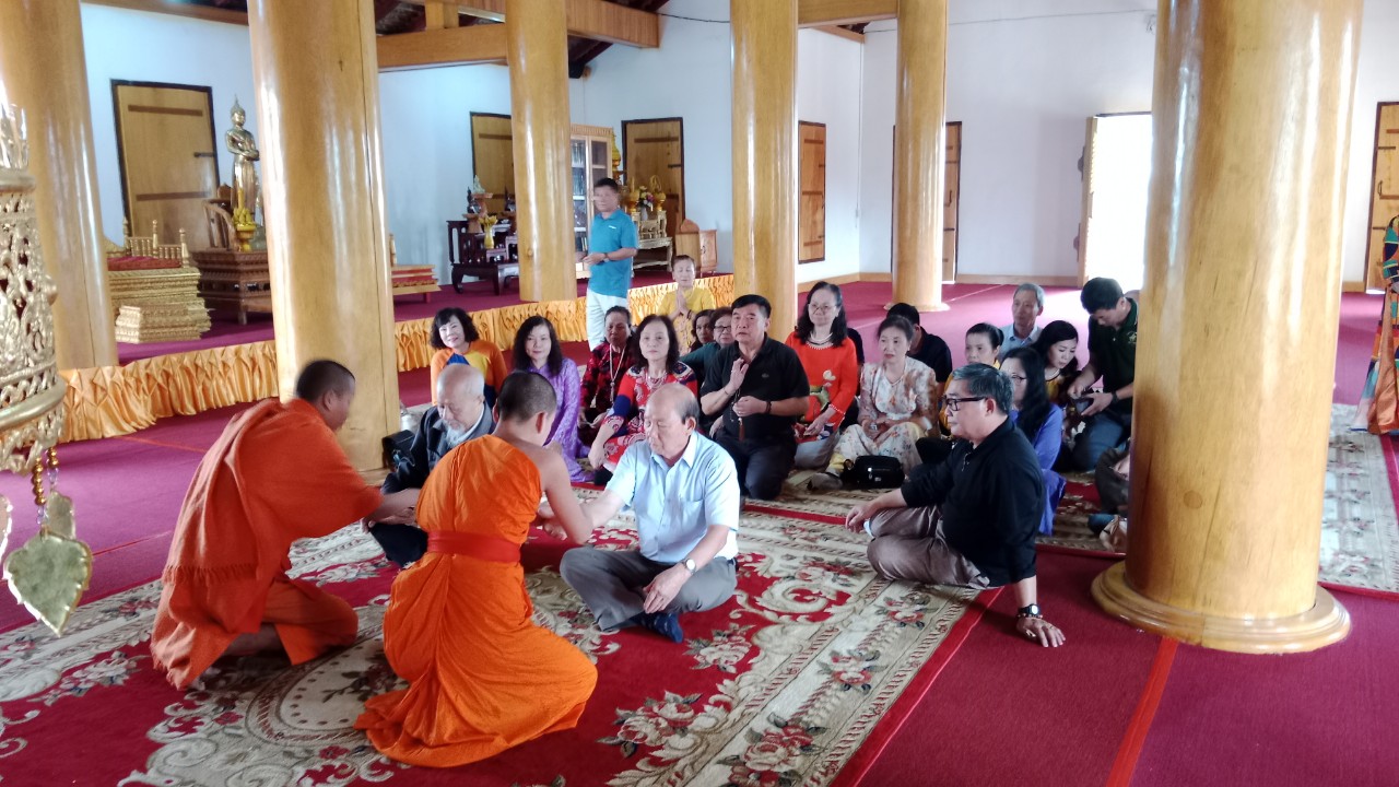 Tour Tết Nguyên Đán tại Lào