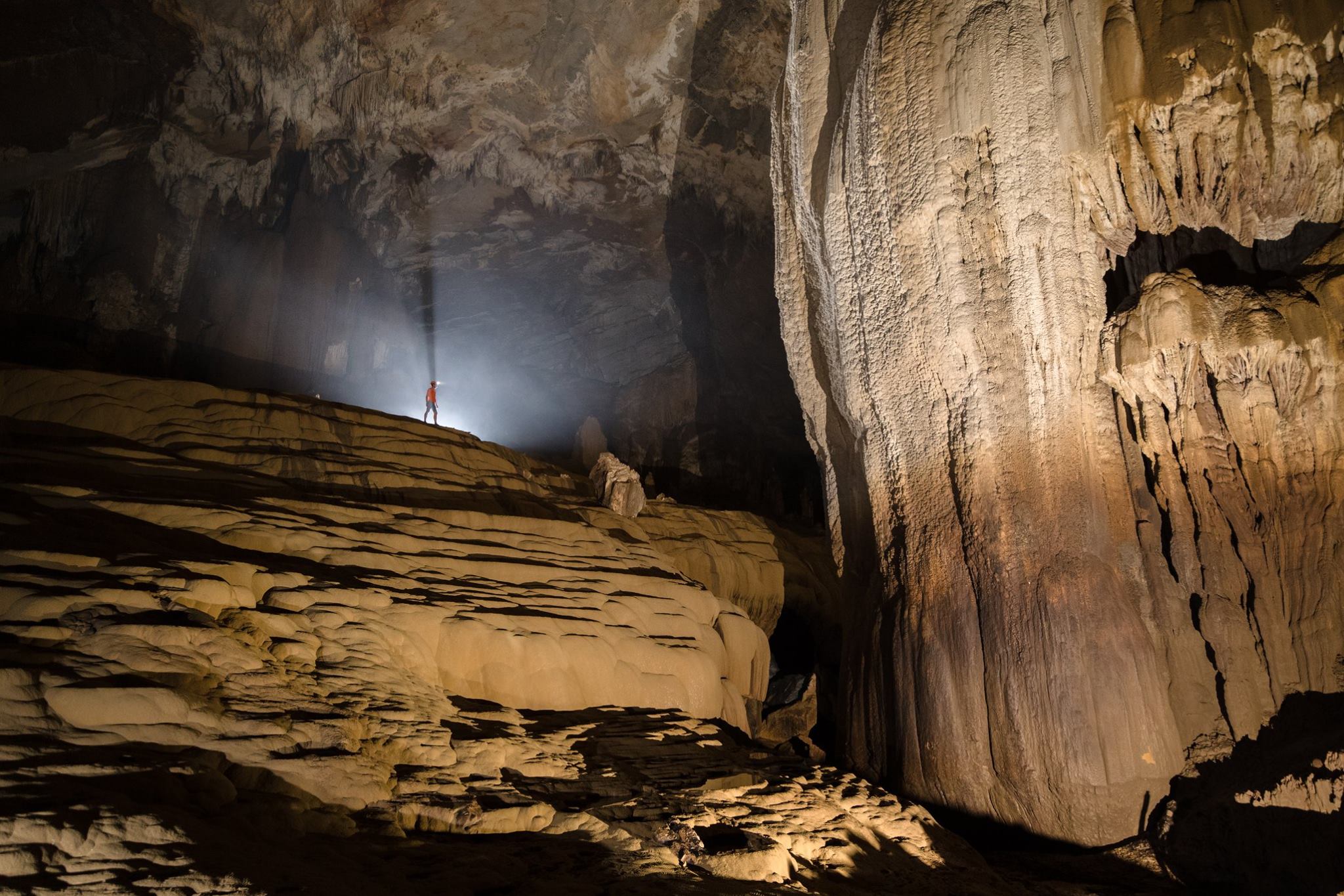 Tour Thám Hiểm Động Thiên Đường Quảng Bình 1 Ngày