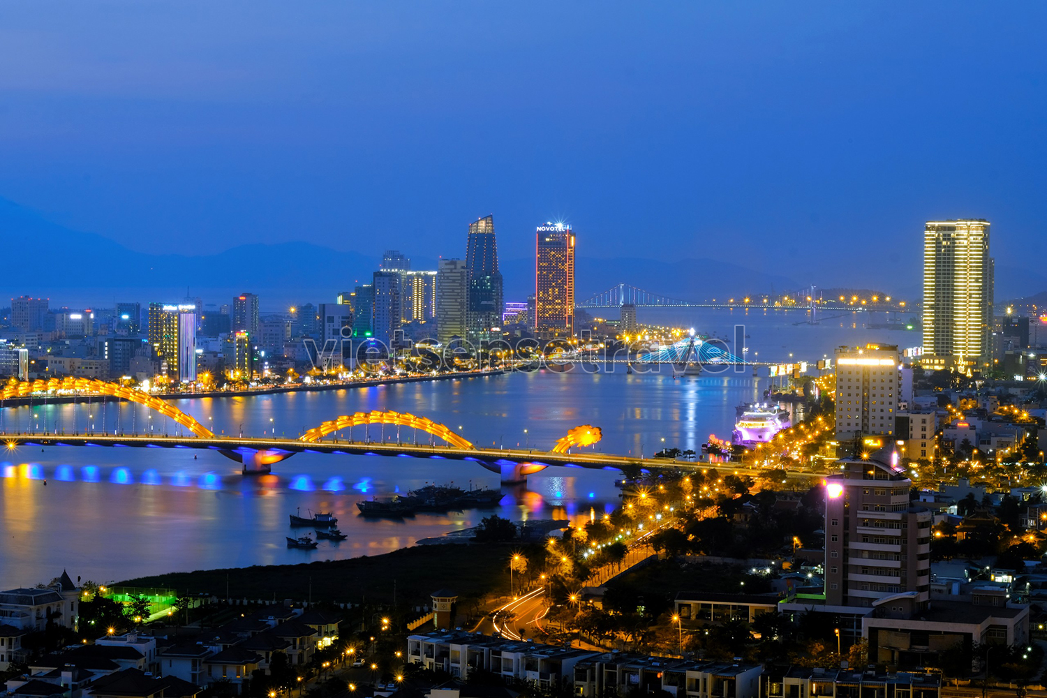 Tour Thiên Đường Miền Trung: Đà Nẵng - Hội An 3 Ngày