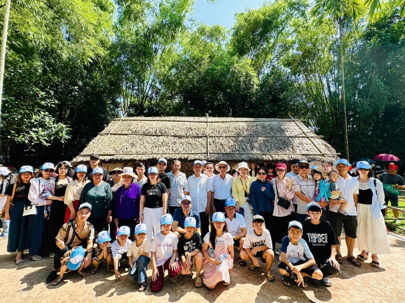 Tour Vinpearl Cửa Hội Quê Bác 3 ngày 2 đêm