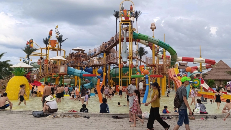 Tour Vinpearl Cửa Hội Quê Bác 3 ngày 2 đêm