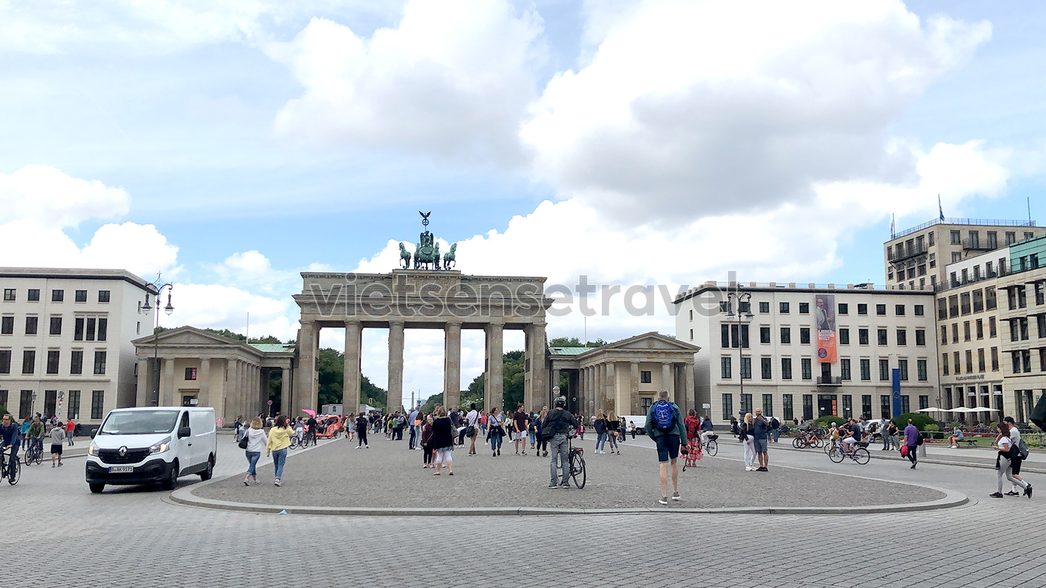 5 Kinh nghiệm khám phá Frankfurt khi du lịch Châu Âu